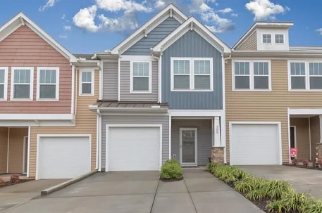 Townhome 4766365 640.2208062054550 Townhome 4766365 640.2208062054550
